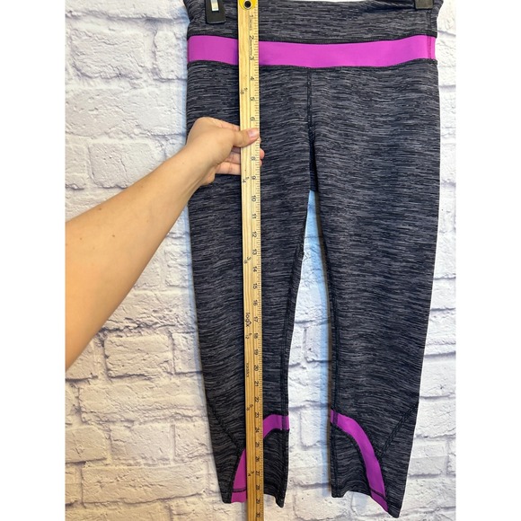 Lululemon Run Inspire Crop II leggings Size 6 - Picture 2 of 7